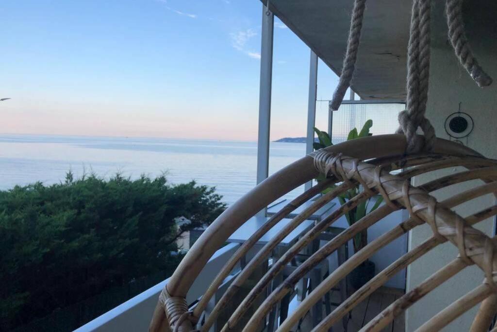 Charmant Studio Avec Terrasse Vue Mer A 50 M Sainte-Maxime Eksteriør bilde